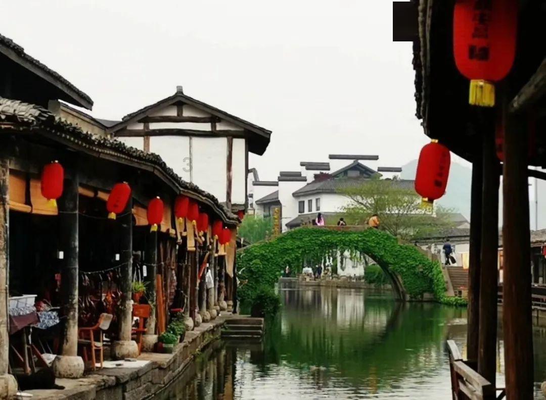 结婚母亲向大伯借2万块，年三十来要账，妻子是怎么处理的？游戏画面
